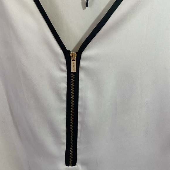 🌻 2/$15 Calvin Klein White Sleeveless Top with Zipper - Picture 3 of 3